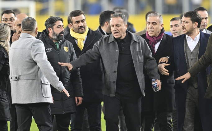 Ankarag�c� trib�n grubu, Faruk Koca'ya destek oldu