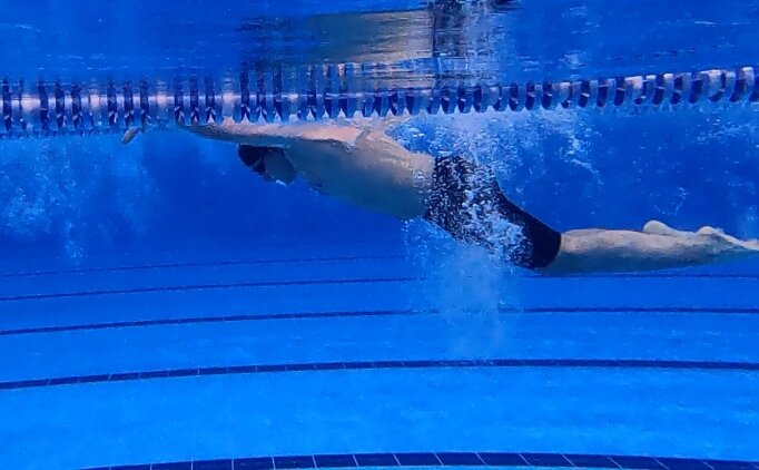 �zel Sporcular T�rkiye Y�zme �ampiyonas� start verdi