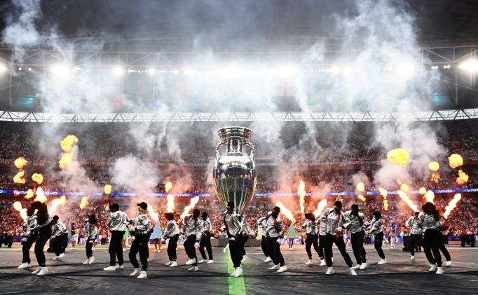 FLA�! 'EURO 2032 T�rkiye ve �talya'da' iddias�