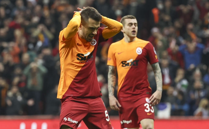 Sper Lig ekibi Galatasaray ve Fenerbahe'den istiyor