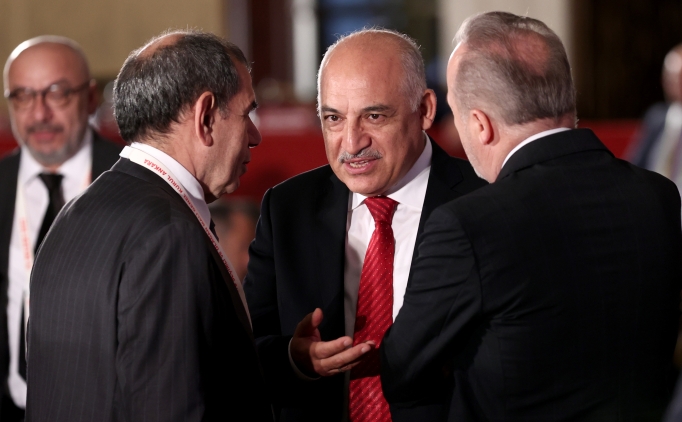 Mehmet B�y�kek�i ile Dursun �zbek aras�nda kritik zirve!