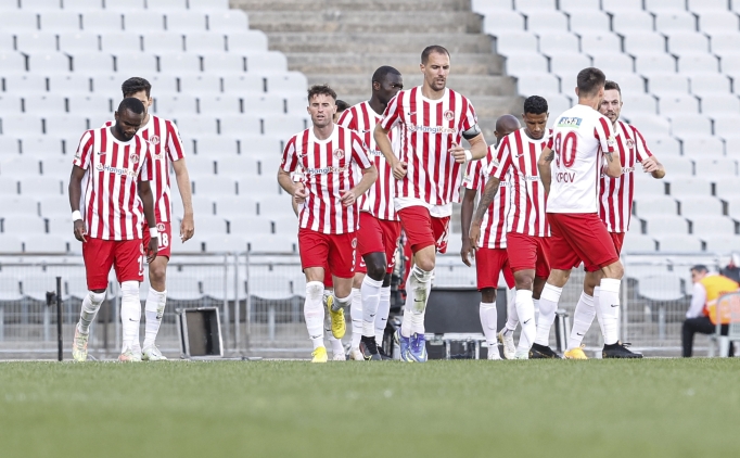 �mraniyespor'da Galatasaray �ncesi 1 eksik, 2 s�n�rda!