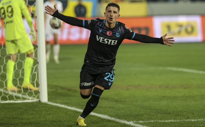 Trabzonspor'da Enis Bardhi'ye 'lider' rolü