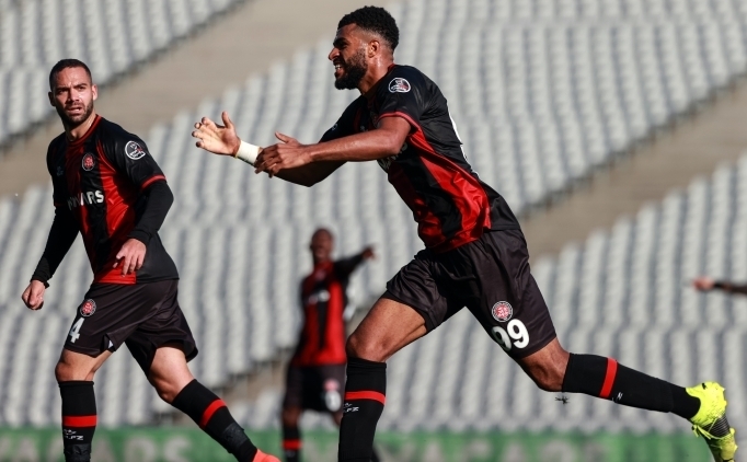 Trabzonspor'da rota Rayyan Baniya