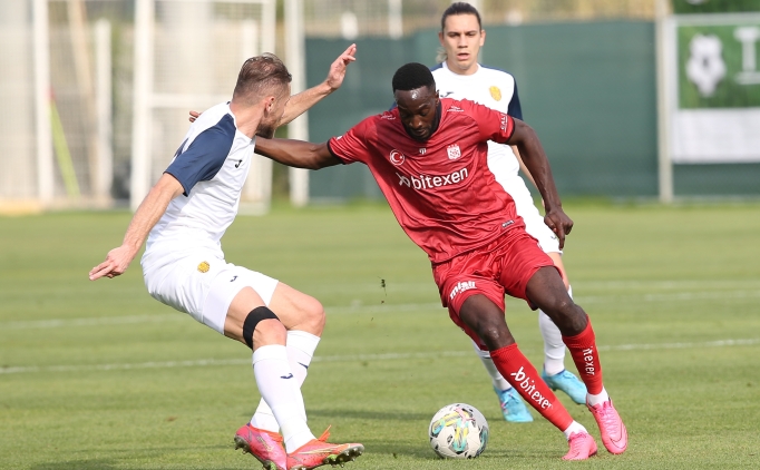 Sivasspor'a Yatabare'den kötü haber!