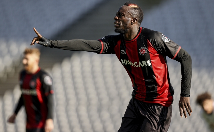 S�per Lig'de 'Hali� Derbisi' yap�lacak