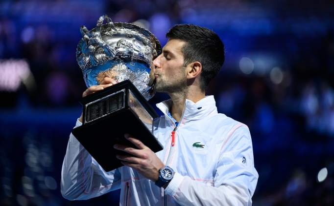 Novak Djokovic, tenis tarihine geti!