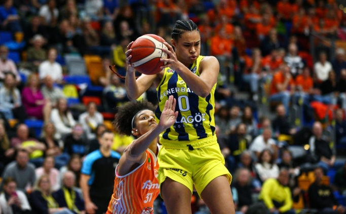 Fenerbahçe'de Satou Sabally'le yollar ayrıldı!