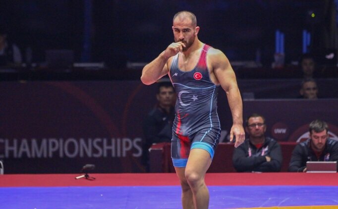 Feyzullah Akt�rk yeniden Avrupa �ampiyonu