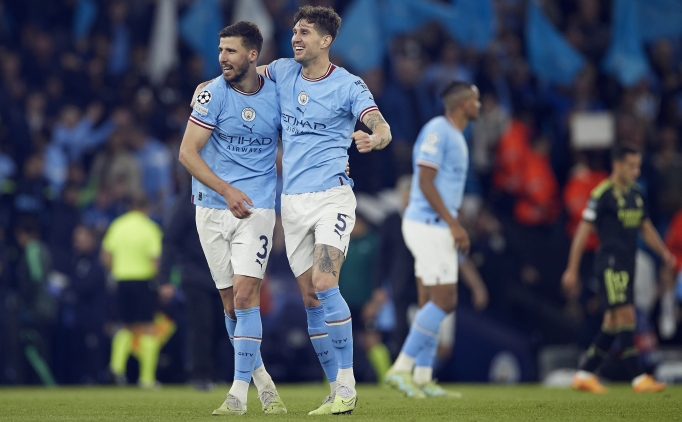 Manchester City, Sper Lig'i ikiye katlad