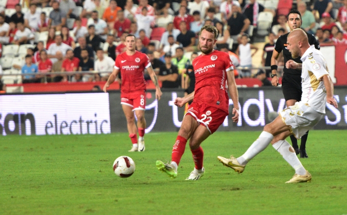 Antalyaspor galibiyet hasretine alt�nc� haftada son verdi