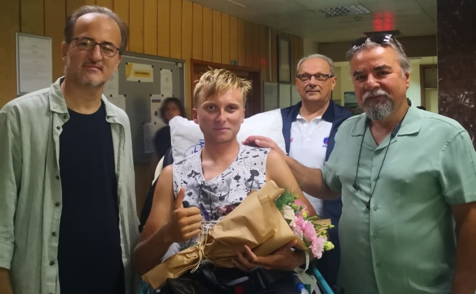 �zmir'de kaza yapan �talyan bisiklet�iden iyi haber