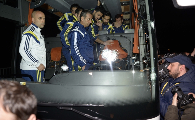 Fenerbah�e otob�s�n�n kur�unlanmas� olay�nda fla� geli�me