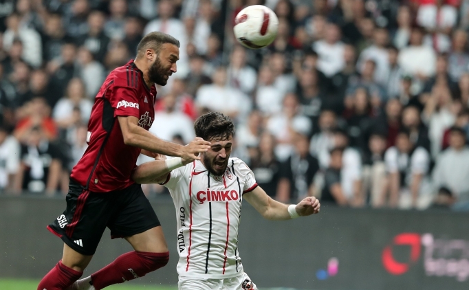 Be�ikta�'ta Cenk Tosun hesab� a�t�