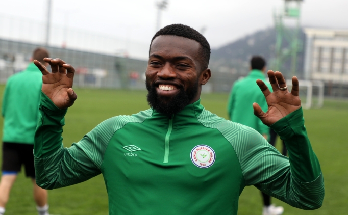 Çaykur Rizespor'da Azubuike ameliyat edildi