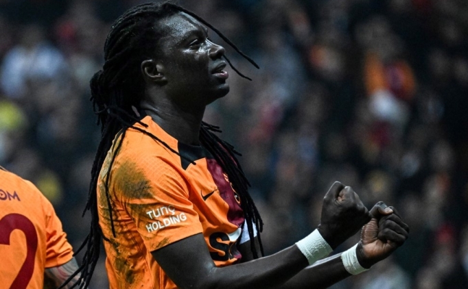 Gomis Galatasaray'da devam etmek istiyor