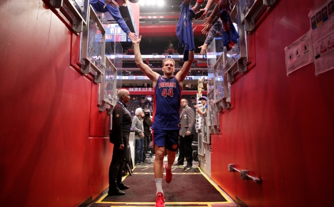 Pistons'n Bojan Bogdanovic'i takaslamak iin acelesi yok