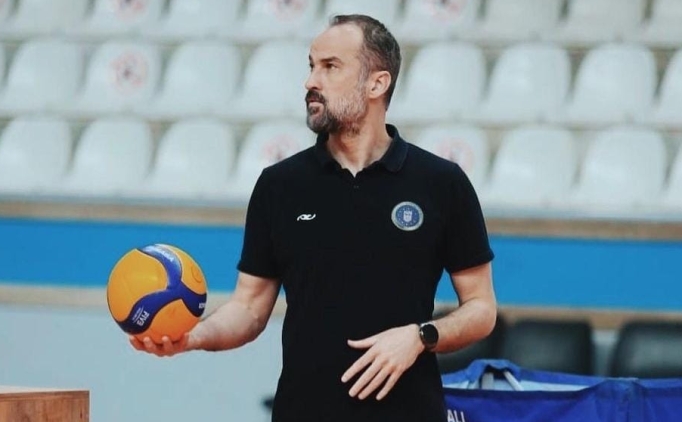 Bursa Bykehir Belediyespor, baantrenr ensoy ile szleme yeniledi