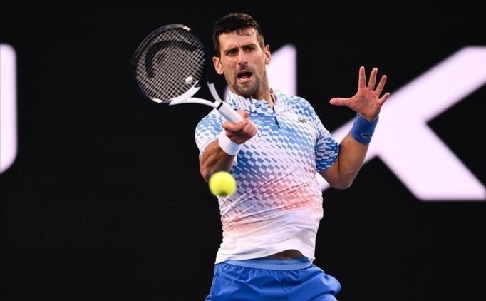 Novak Djokovic, ABD Ak'ta drdnc tura ykseldi