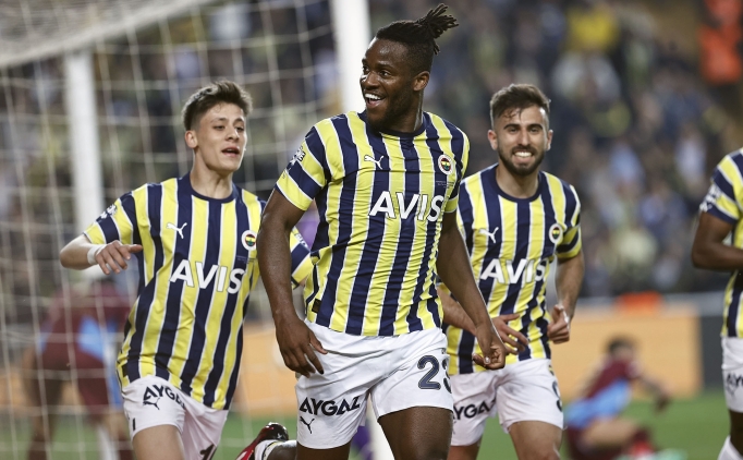 Batshuayi sakatl�ktan �ok iyi d�nd�