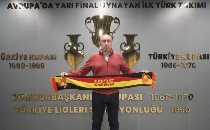 Fenerbaheli eski oyuncu Gztepe ile imzalad