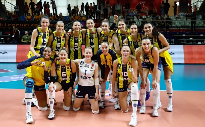 Fenerbahçe, derbide Galatasaray'ı geçti!