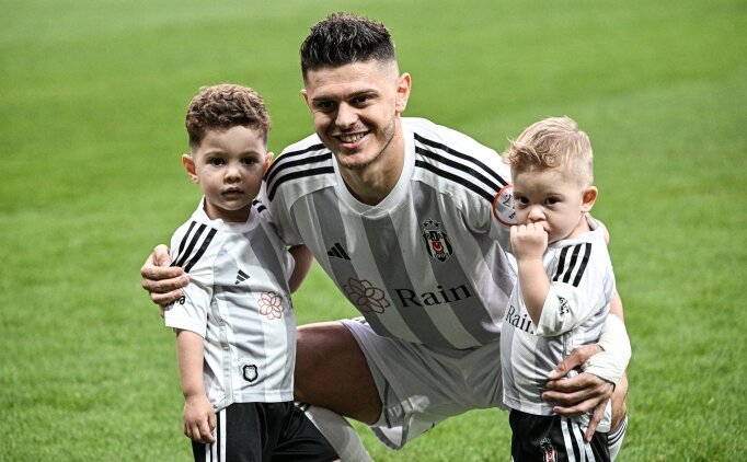 Milot Rashica: 'Daha da g��l� olaca��z'