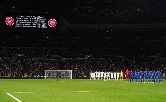 �ngiltere-�talya ma��nda Filistin'e destek tezah�rat�!