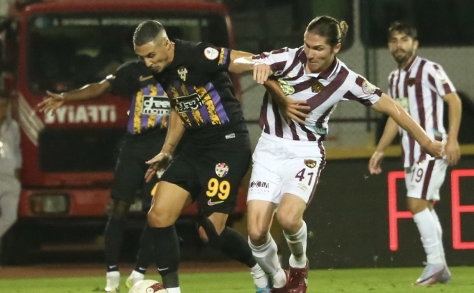 Ey�pspor'a evinde �ok: Band�rmaspor 3 puan� kapt�