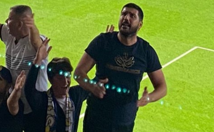 Sporx: Ali Koç'un oğlu tribünde amigoluk yaptı