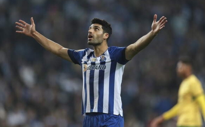 Fenerbahe'de Valencia'nn alternatifi belli oldu
