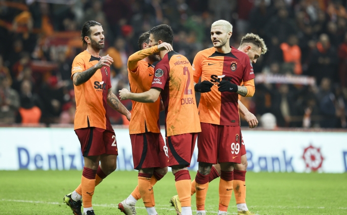 S�per Lig'de ilk devrenin lideri Galatasaray