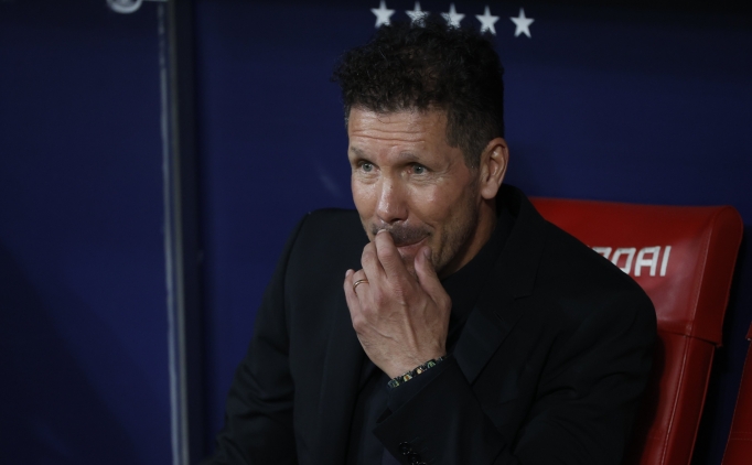 Atletico Madrid'de Diego Simeone'den ayr�l�k karar�