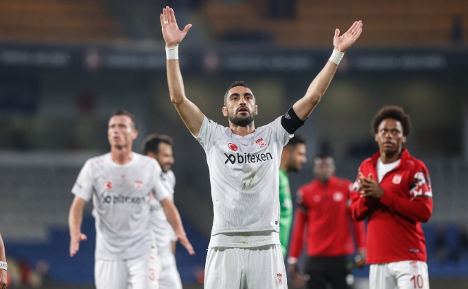 U�ur �ift�i'den Galatasaray cevab�!