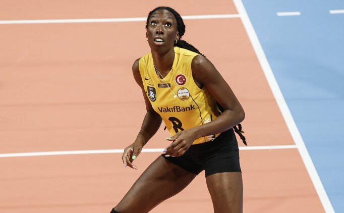 Paola Egonu, �talya'ya d�n�yor