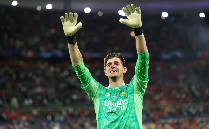 Thibaut Courtois sezonu kapatabilir