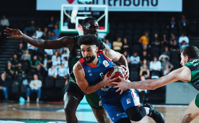 Anadolu Efes, yar finale ykseldi