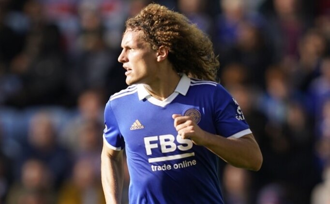 Galatasaray'da stoper ibresi Wout Faes'e d�nd�