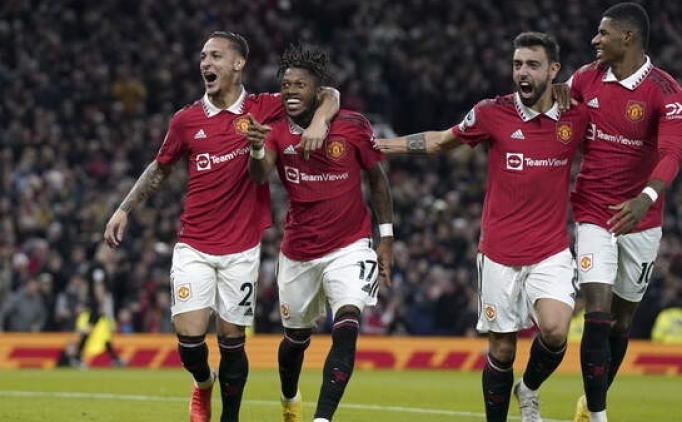 Erken finali Manchester United kazandı