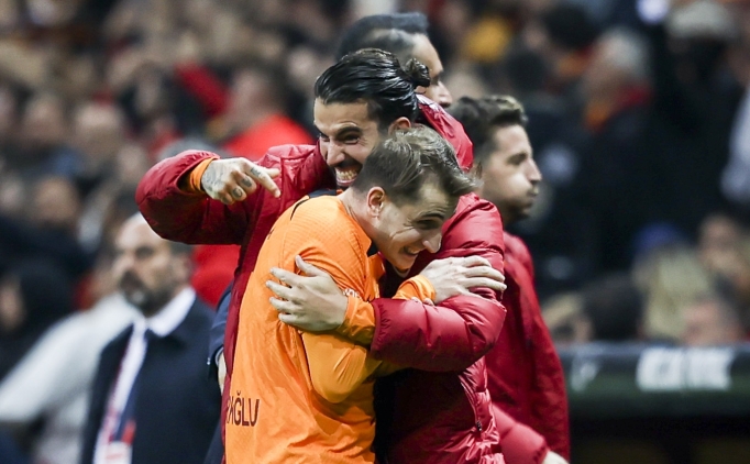 Galatasaray'da frikik rekabeti