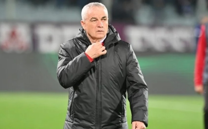 Rıza Çalımbay tarih yazıyor!
