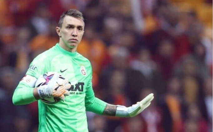 Muslera, enol Gne'i yakalad