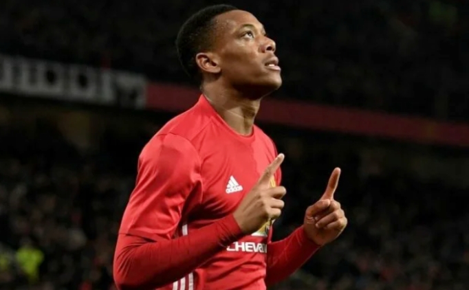 Martial'den final ncesi kt haber