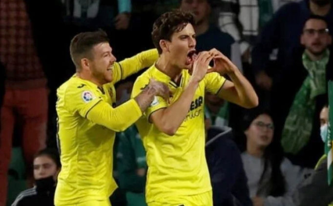 Pau Torres, Aston Villa'ya do�ru