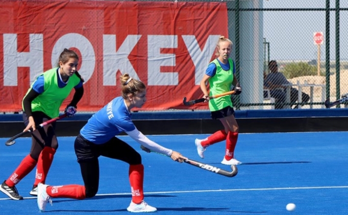 Hokey'de b�y�k galibiyet