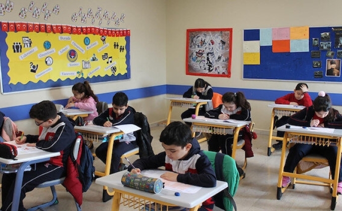 Nisan ara tatili ne zaman 2023? kinci ara tatil ne zaman bitiyor?