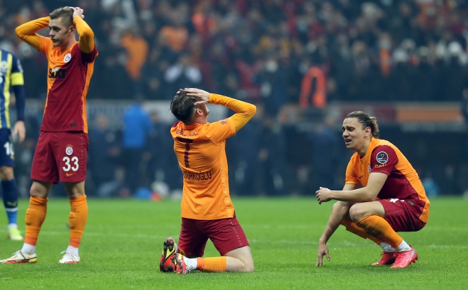 Galatasaray'da iki yolcu daha!