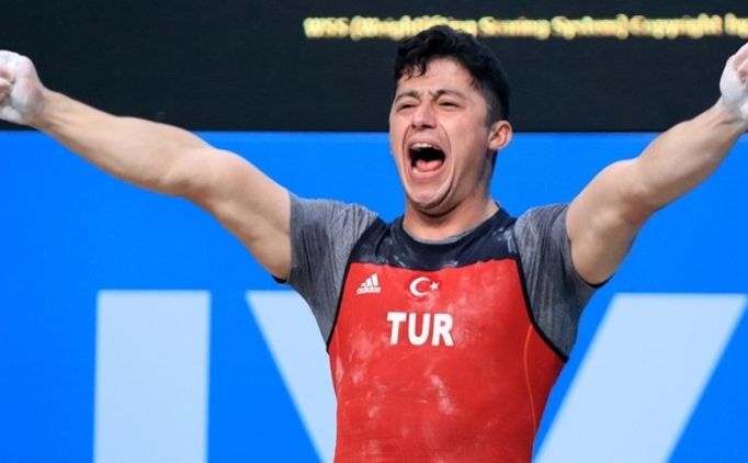 Milli halterciye 8 y�ll�k ceza