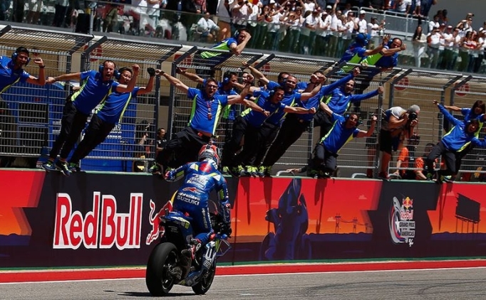 MotoGP'nin Amerika aya��n� Alex Rins kazand�