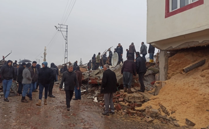 Adyaman Besni'de deprem! l ve yarallar var